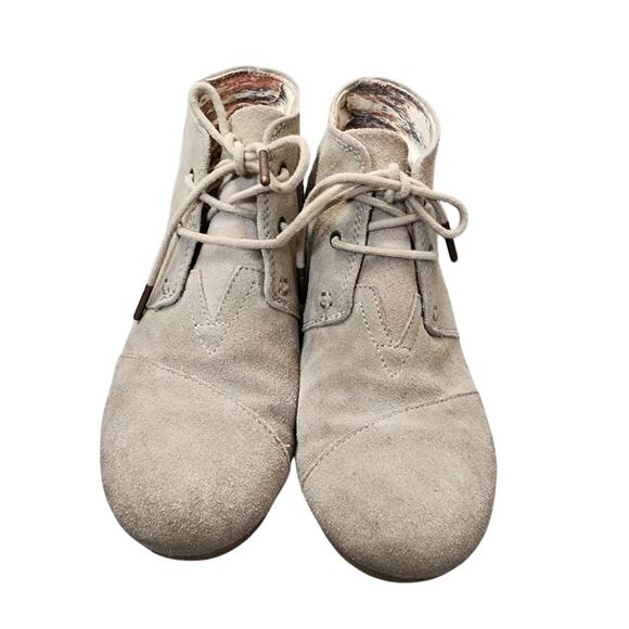 Toms Wedge Lace Up Bootie, Tan, Size 8.5 - Picture 2 of 7